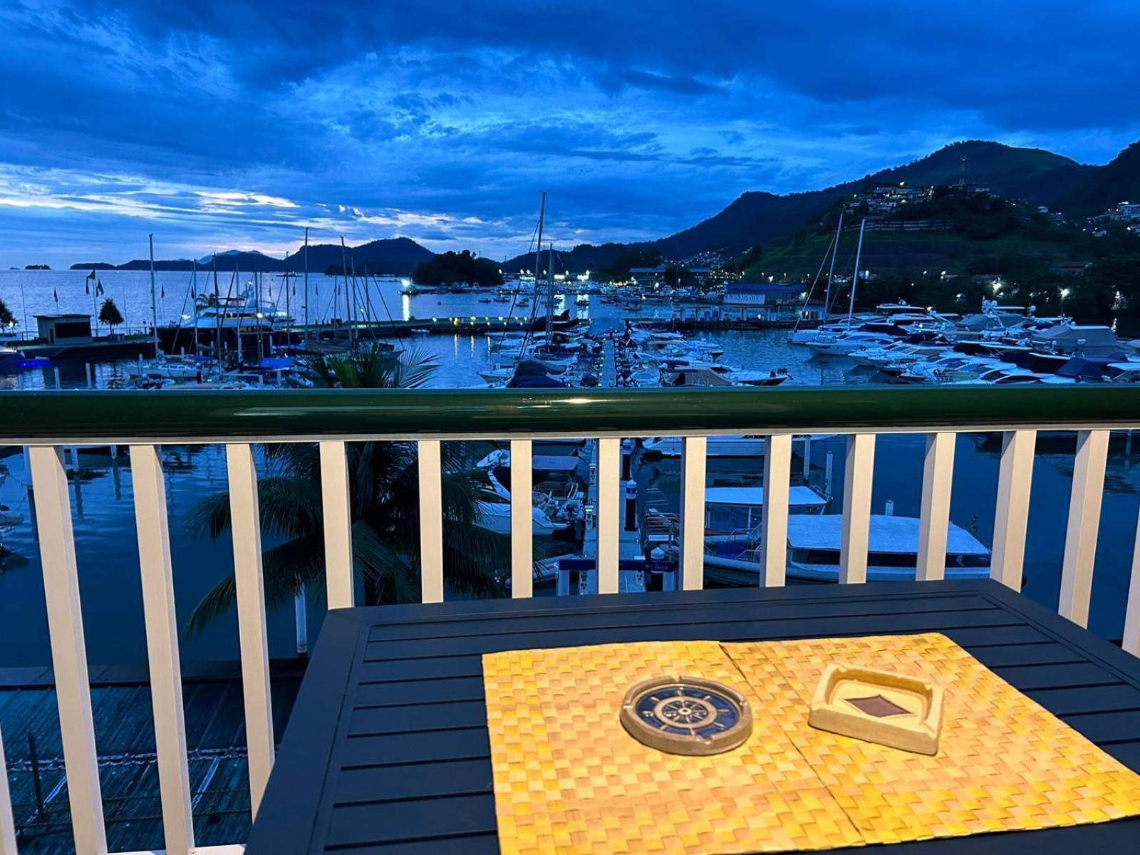 Flat Bijoux Frente Mar No Shopping Piratas , Com Estacionamento Gratuito Lejlighed Angra dos Reis Eksteriør billede
