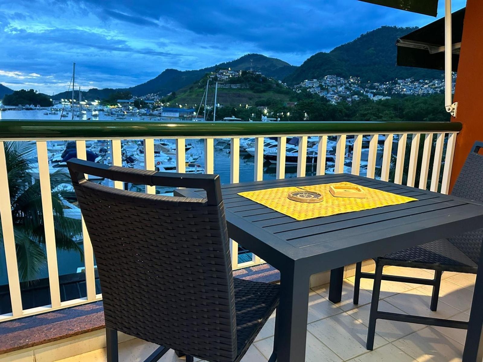 Flat Bijoux Frente Mar No Shopping Piratas , Com Estacionamento Gratuito Lejlighed Angra dos Reis Eksteriør billede